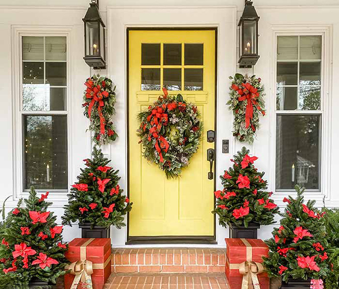 Holiday entrance with yellow door
